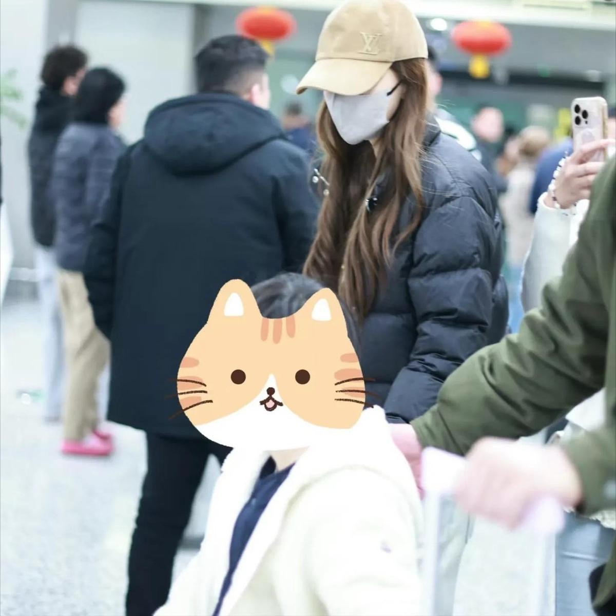 黄晓明新恋情 胡冉儿 黄晓明感情史_娱乐圈公布恋情的明星