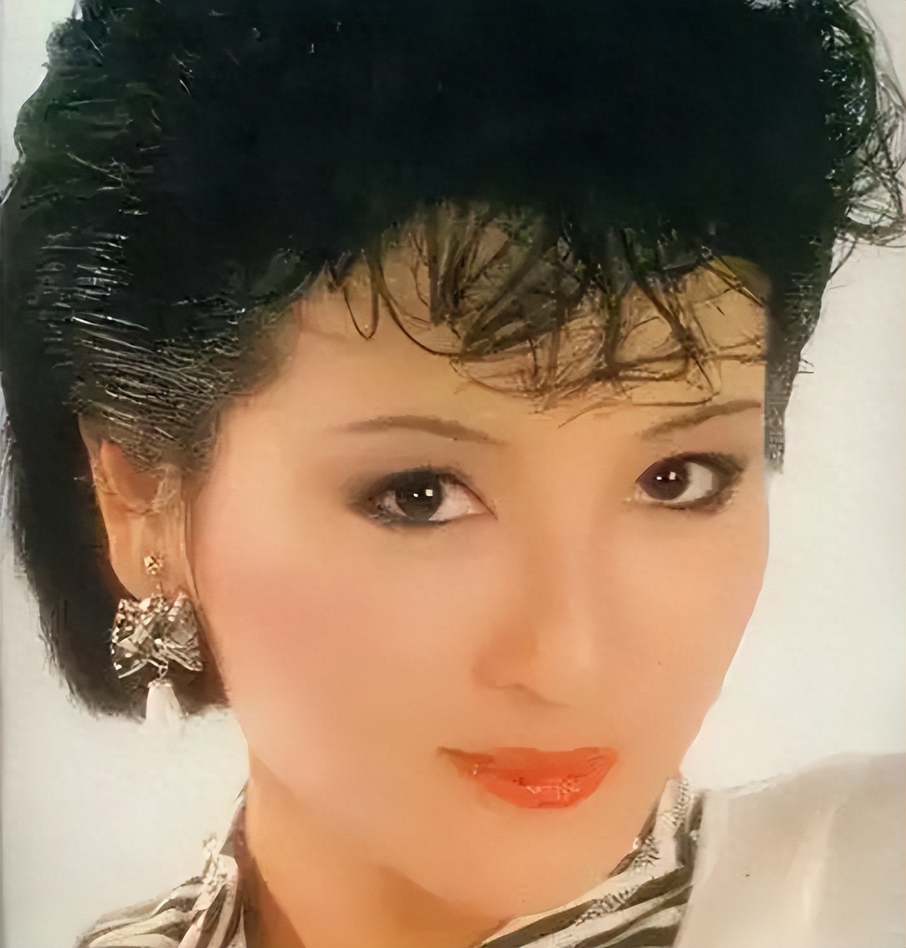 古惠珍 香港娱乐圈特殊饭局 娱乐圈潜规则_香港娱乐圈四大癫王