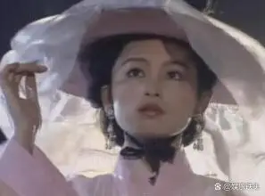 事业家庭双丰收明星_演艺圈天生富贵相女星_旺夫面相的女明星