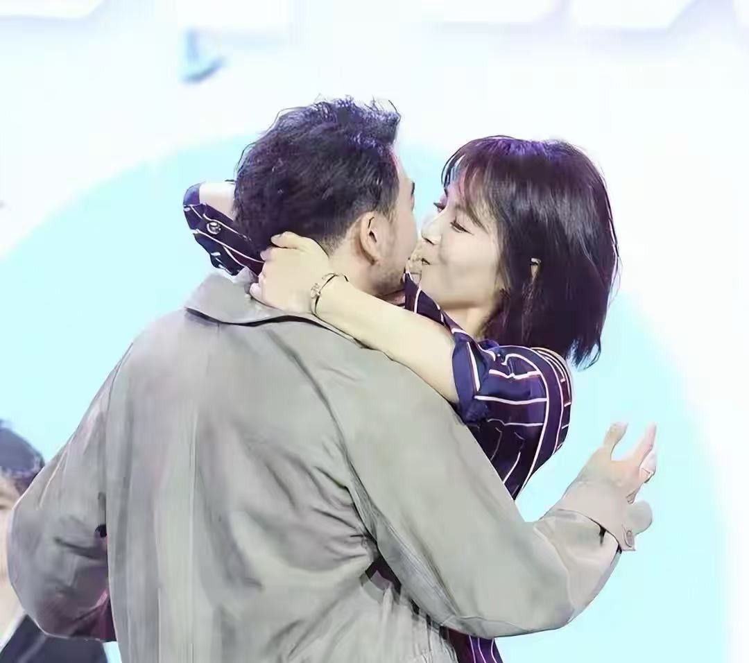 娱乐圈没有分寸感明星_杨幂没分寸感行为_娱乐圈吻戏图片